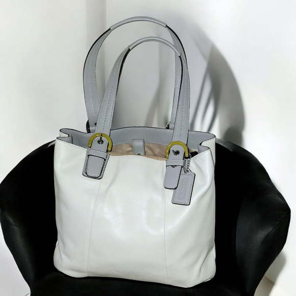 Coach Soho collection North South tote bag NWOT - Picture 3 of 16